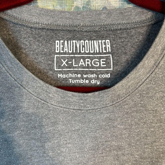Beautycounter Sweatshirt XL - Picture 3 of 4